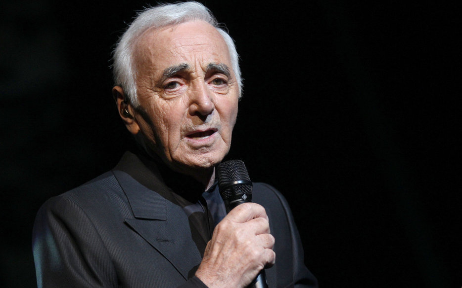 Charles-Aznavour-trelaze-concert.jpg