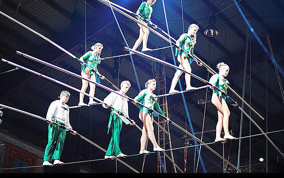 Dragon Circus - Facing Forum De Beyrouth - Shop - SOBEIRUT