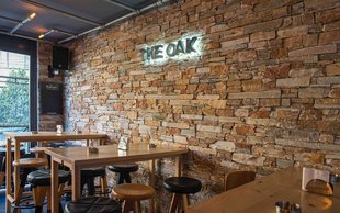 The Oak Cocktail Bar