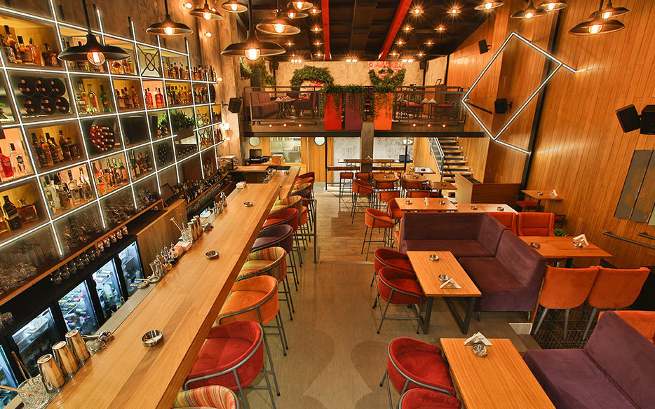 Vivid Bar Lounge Mar Mikhael Party SOBEIRUT